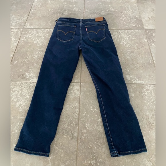 Levi’s High Rise Straight Jeans - Picture 2 of 4